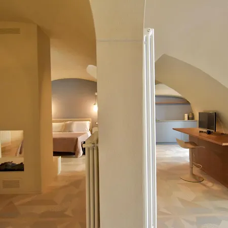 B&B Dritta Al Cuore & Pool - Housea