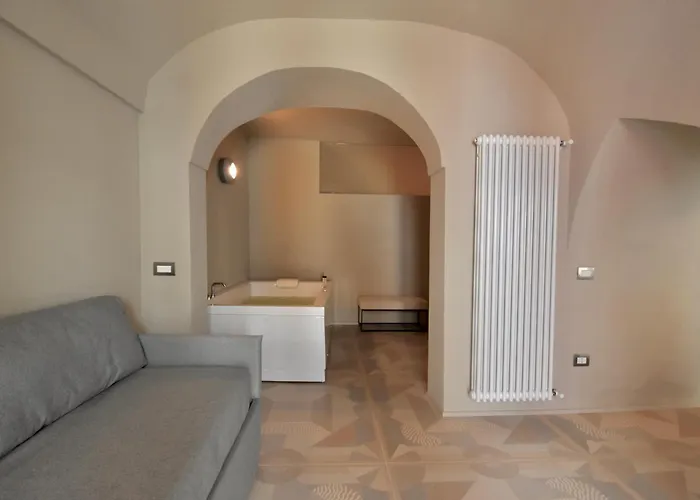 Dritta Al Cuore & Pool - Housea 4*